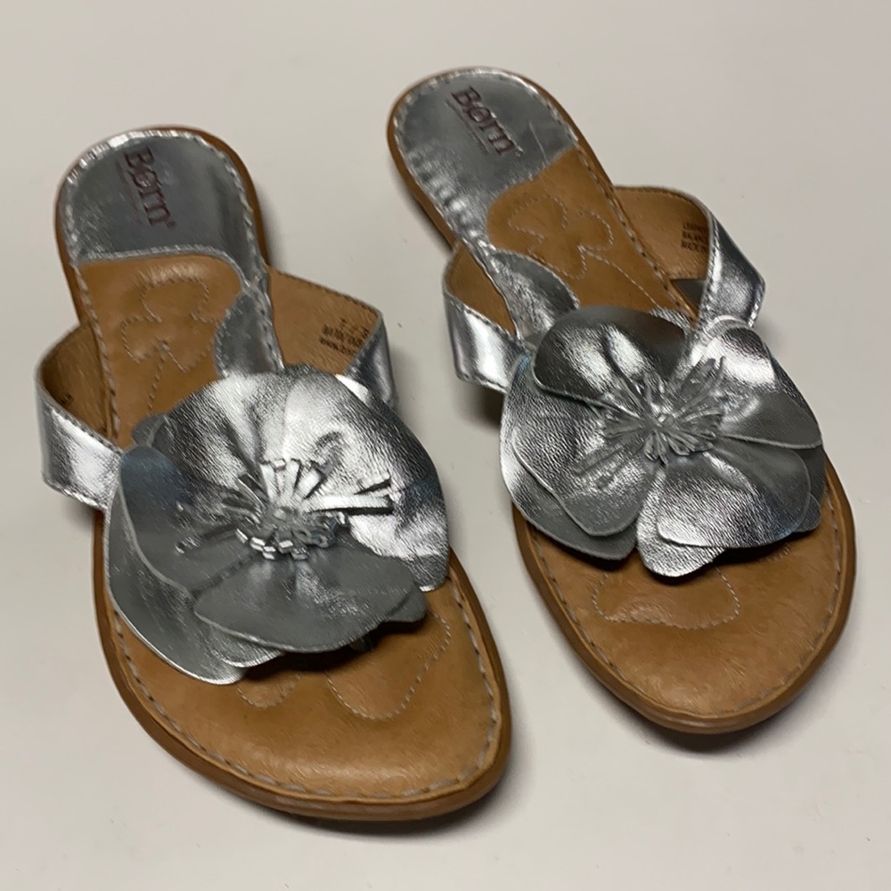 Born Silver Flower Leather Slide Sandals 7